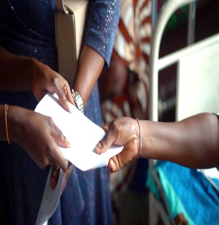 Remise de documents ou soutien aux facturations